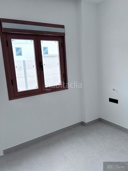 Foto 0ef5ecdb-1527-40bd-b962-436287a7e9d8. Xalet amb piscina a Centro Lucena