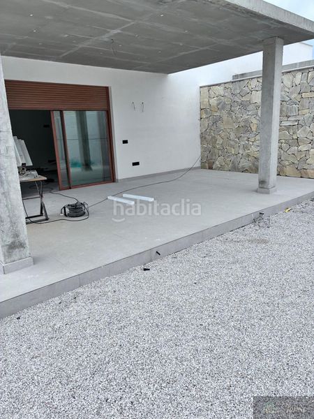 Foto 9a0a14f9-9135-4629-9385-54c1834f4367. Xalet amb piscina a Centro Lucena