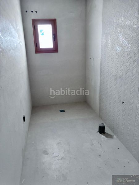 Foto f1f79333-ac6d-431b-8690-fa12397b34f5. Xalet amb piscina a Centro Lucena