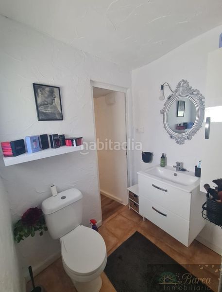 Foto 728f9e60-b0a2-4485-9b81-35ccda7a338a. Casa amb aparcament a Iznájar