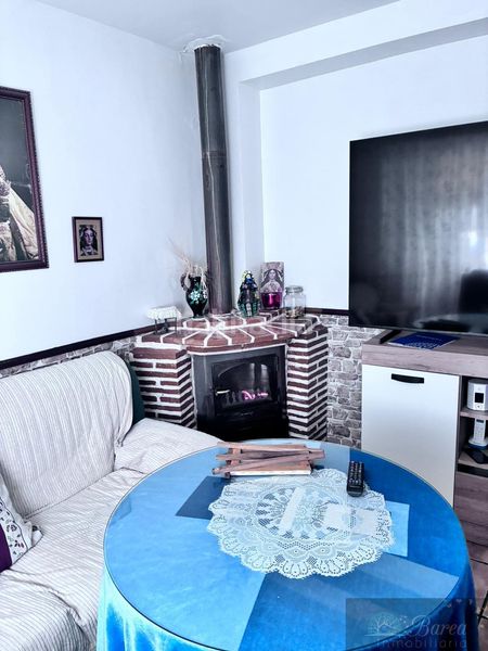 Foto 0ef6f711-64c5-4184-8529-e18b8ffa5a93. Casa  en Rute