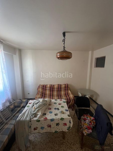 Foto 722db21c-887f-4832-9b29-7847aed747d9. Edifici a Rute