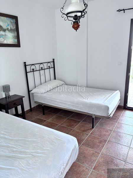 Foto c9b50211-172d-433f-b1f6-456520887db9. Casa  en Iznájar
