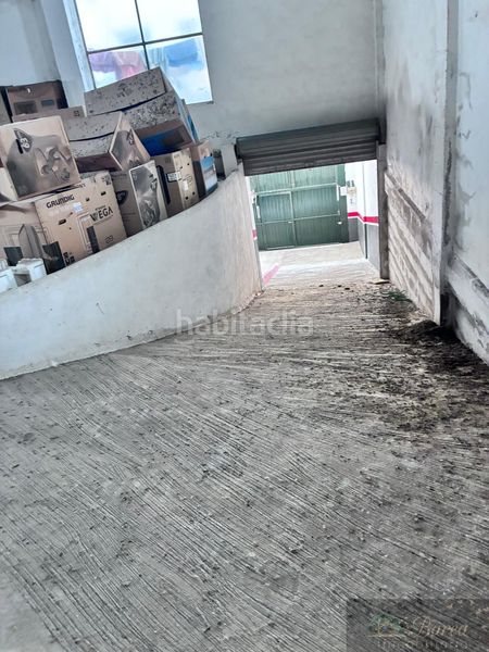 Foto c7f801de-5615-45a8-a7d6-23ecbdf8578b. Aparcament cotxe a Rute