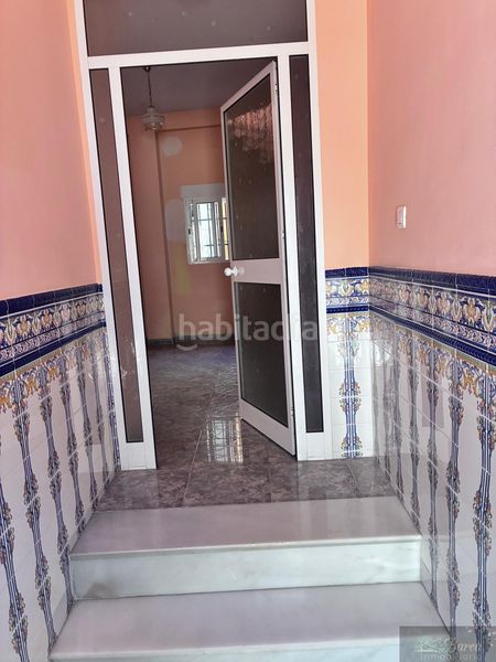 Foto e856cc76-2535-4253-8c15-1e85183154c7. Casa a Rute