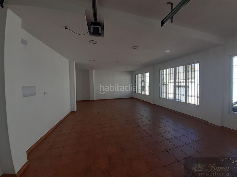 Foto 33a79376-28ab-4e10-a227-826b8b775a5d. Location duplex avec parking dans Rute