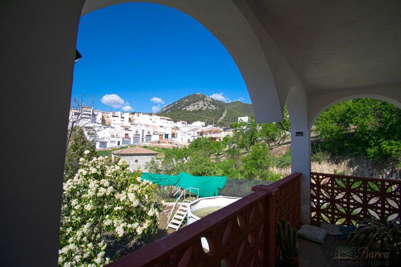 Foto 779eb85e-0769-467a-9b82-cd275d6e0690. Casa  en Rute