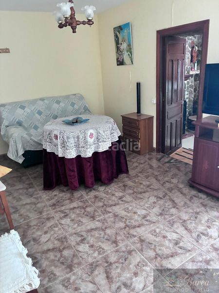 Foto 30a3abd0-fe1a-4755-8483-9c3ba5992bf1. Casa  en Rute