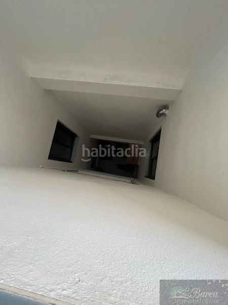 Foto 1ba6b153-8e5f-4cae-a099-486ffbb8912f. Edificio in Rute