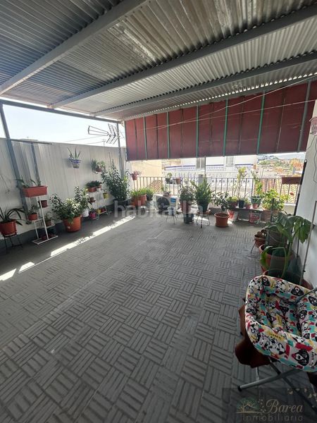 Foto 6603e135-9584-4322-8cf0-fcc7a70cddf3. Edificio in Rute