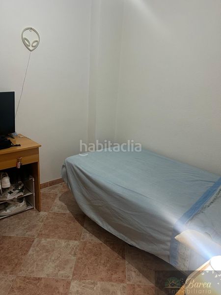 Foto 6fcf9548-dab4-454e-890c-4b62c5cd98e8. Edificio in Rute