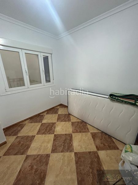 Foto 852bb606-2236-4c40-8b50-cf9ff6339e42. Edificio in Rute