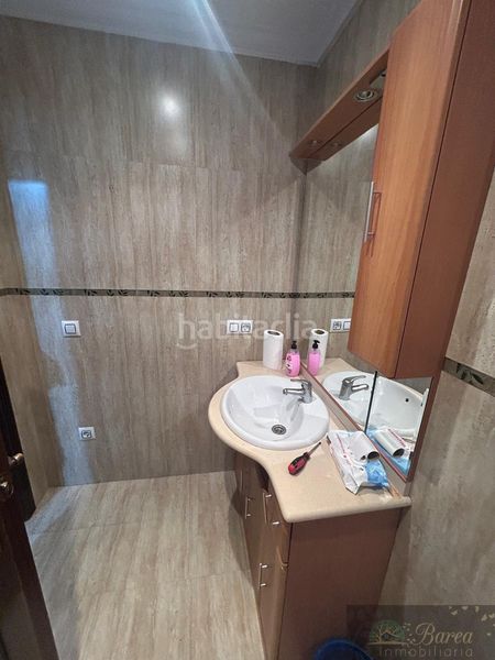 Foto 8f6eb911-26b2-4f8d-95d5-92fe99393f08. Edificio in Rute