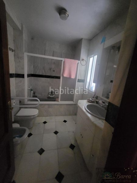 Foto 49fa2cd1-a74a-4aeb-bd05-0f8eea313401. Casa amb aparcament a Rute