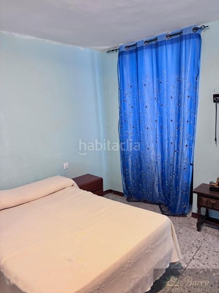 Foto c17cb5f6-2320-4404-ad64-07d27ef2bb1f. Maison dans Rute