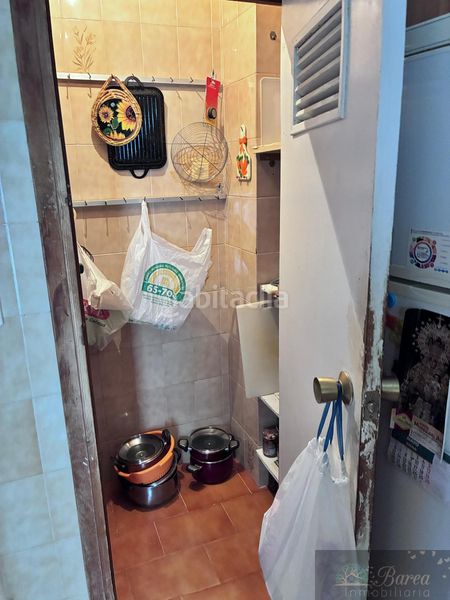 Foto ed09baaf-bcbe-4cb6-b0b1-9e2b2c7e17dd. Maison dans Rute