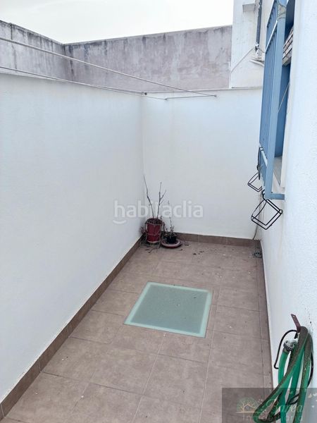 Foto f966e96f-a8e9-480a-ba1b-6bf580758150. Maison dans Rute
