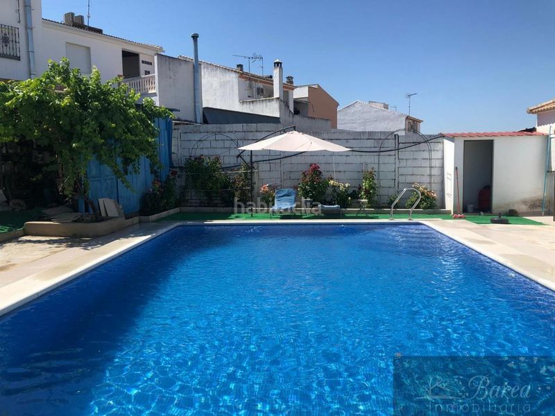 Foto 96764556-edda-4b84-99d4-ba3bafbbf11a. Masia a Rute