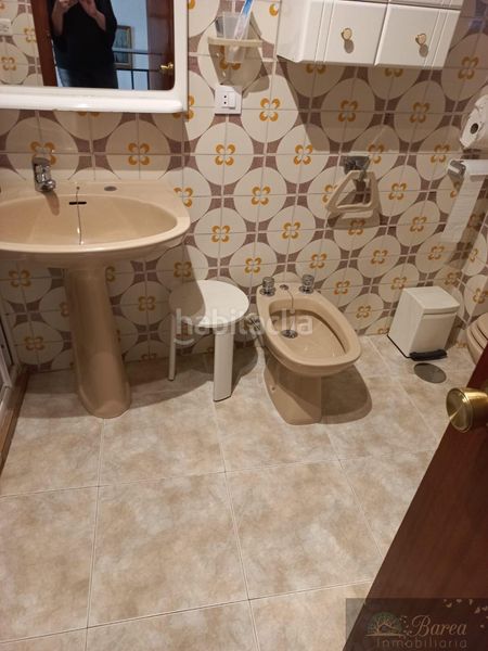 Foto c3ec31d3-8887-48b0-87a1-b432f42c4d3f. Casa  en Rute