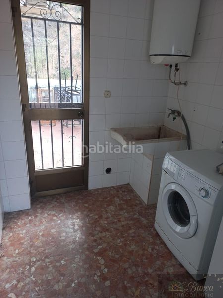 Foto 00676ed7-9b05-43e8-a3fa-cd89bef1b175. Edifici a Iznájar