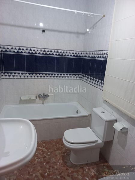 Foto 014532d7-2ecb-48f5-98ec-a677cbdb9439. Edifici a Iznájar