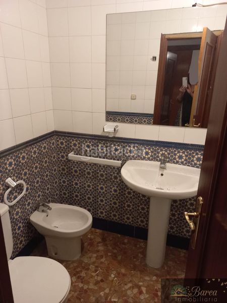 Foto d8627404-fcc6-4bbd-89d5-6a10c212ada8. Edifici a Iznájar