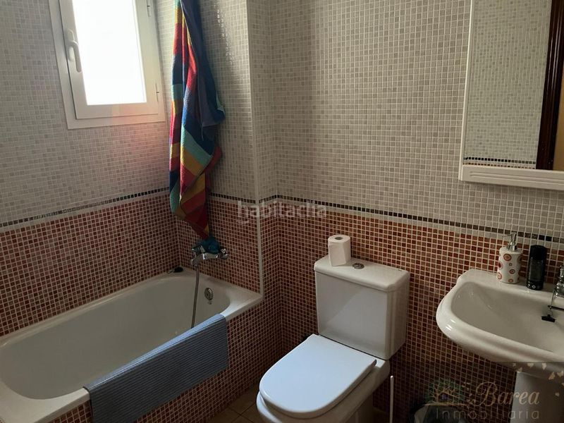 Foto f3b01c95-cdee-450e-b5ae-597d7b40fc08. Pis amb aparcament a Rute