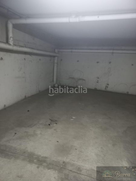 Foto 5f675464-54db-4ff6-b8c3-b4dc68d492f1. Aparcament cotxe a Rute