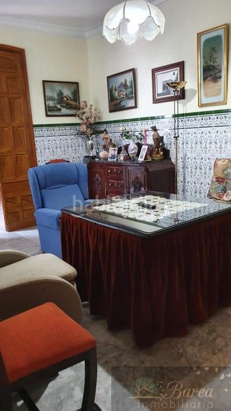 Foto 179e8f90-c229-42b8-9459-dafdb9f047ce. Casa a Rute