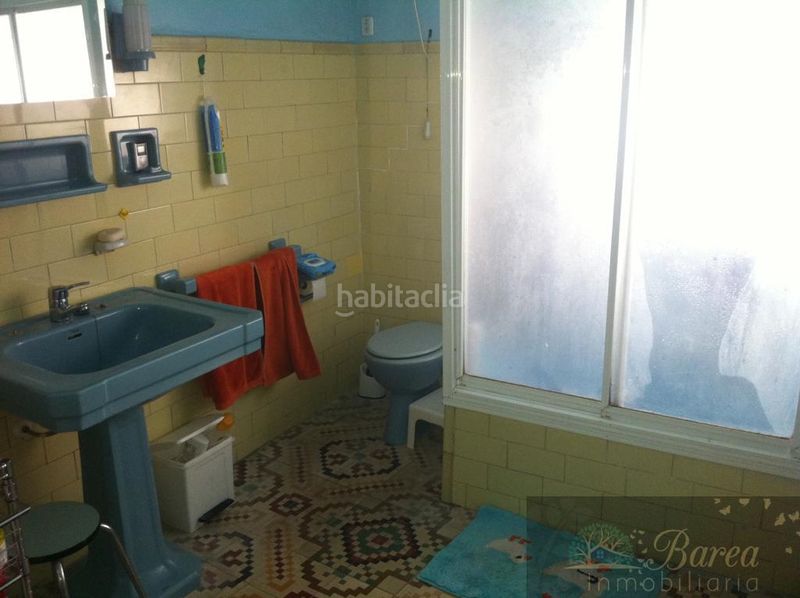 Foto 7c38841b-f4d8-4c3d-96cf-f4ecbfe24da1. Casa amb aparcament a Rute