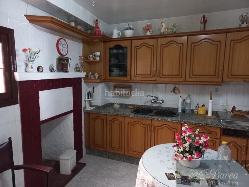 Foto 5f497f45-ed34-4a08-bd26-97f3edcd28d0. Casa a Rute