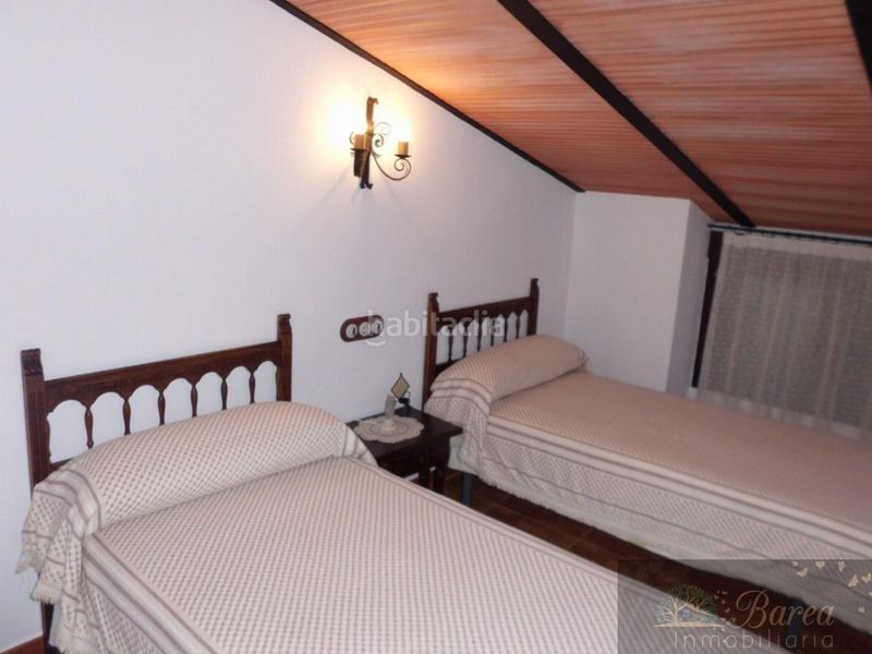 Foto 4d477718-e334-4b2c-ae2b-50c4a6eb887d. Chalet  en Rute