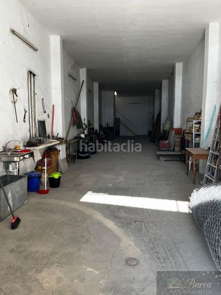 Foto 74467a7d-7e86-4b2b-a873-bb6a9c19fab6. Edifici a Rute