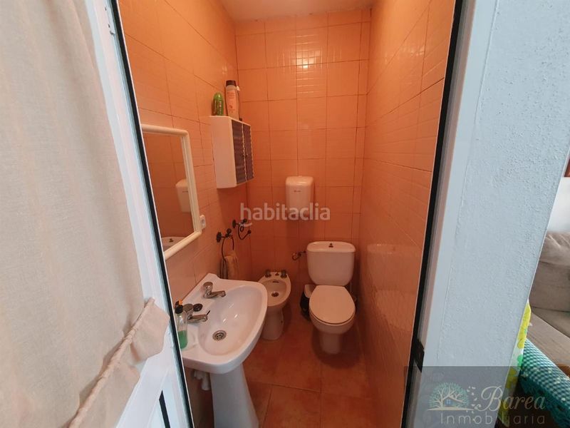Foto f9c7abbd-a0b6-4050-95c3-3554f3035cde. Local comercial local en Rute
