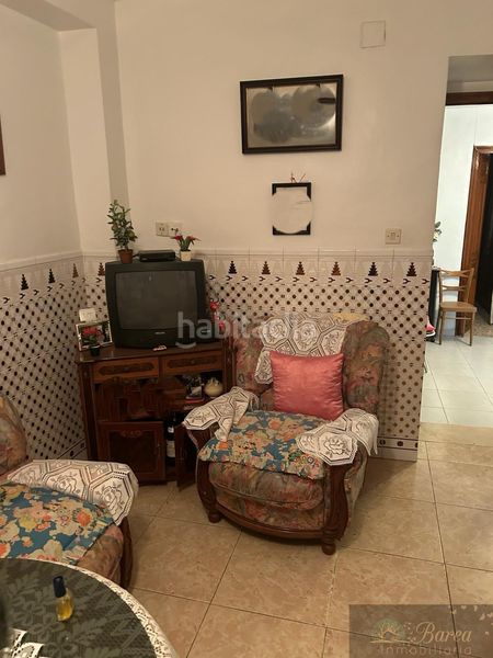 Foto 41c6696d-52e8-4032-980e-00048d9f6923. Casa  en Rute