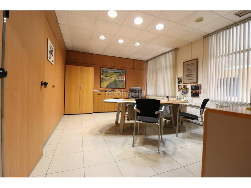 Foto 4686ceb3-4d33-4b7f-b43c-c44006673915. Rent office space in Catalunya - Fontetes Cerdanyola del Vallès