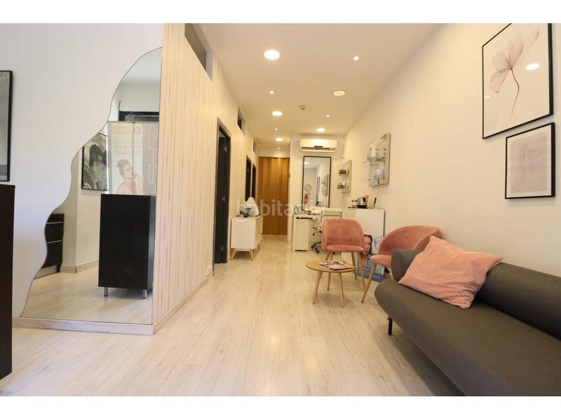 Foto 4338b7ba-8e8e-4c6e-ad54-a2878fb21403. Pas-de-porte local commercial dans Centre-Cordelles Cerdanyola del Vallès