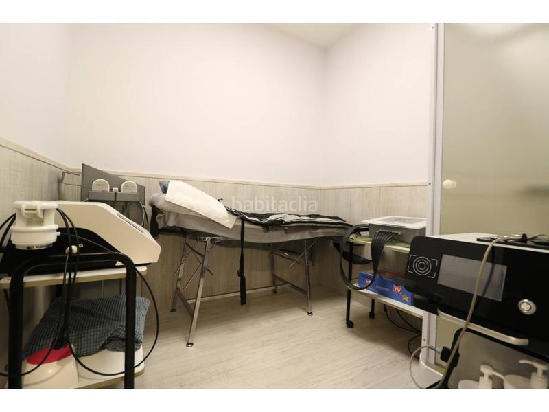 Foto 54fb7025-13e6-4ad9-95f0-371a2146bc1f. Pas-de-porte local commercial dans Centre-Cordelles Cerdanyola del Vallès