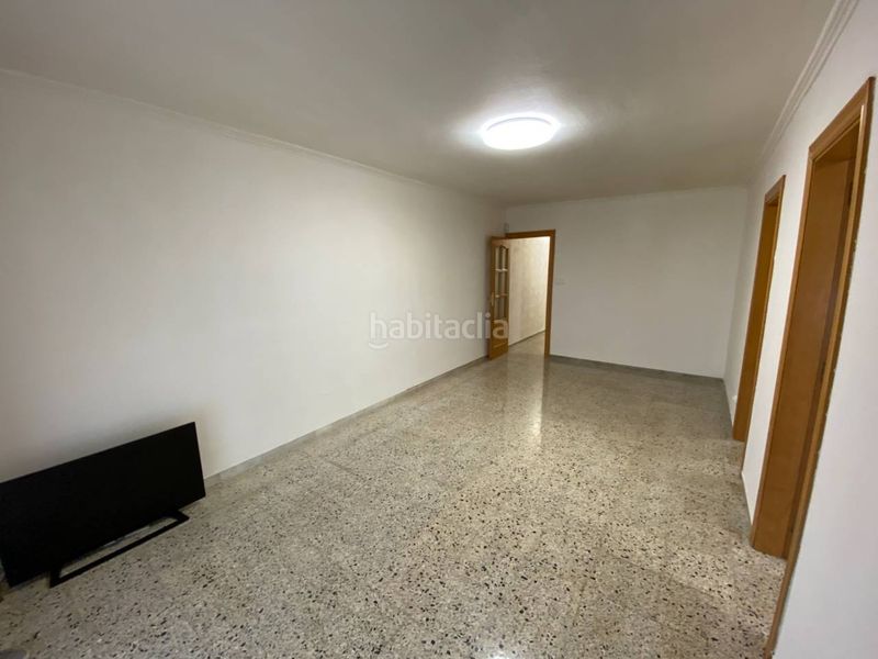 Foto 23d5988e-01a1-40aa-9514-8d6e76bc0c78. Pis a Ajuntament-Maragall Ripollet