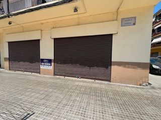 Local Comercial  Carrer de girona 77. Local comercial en venta en malgrat de mar