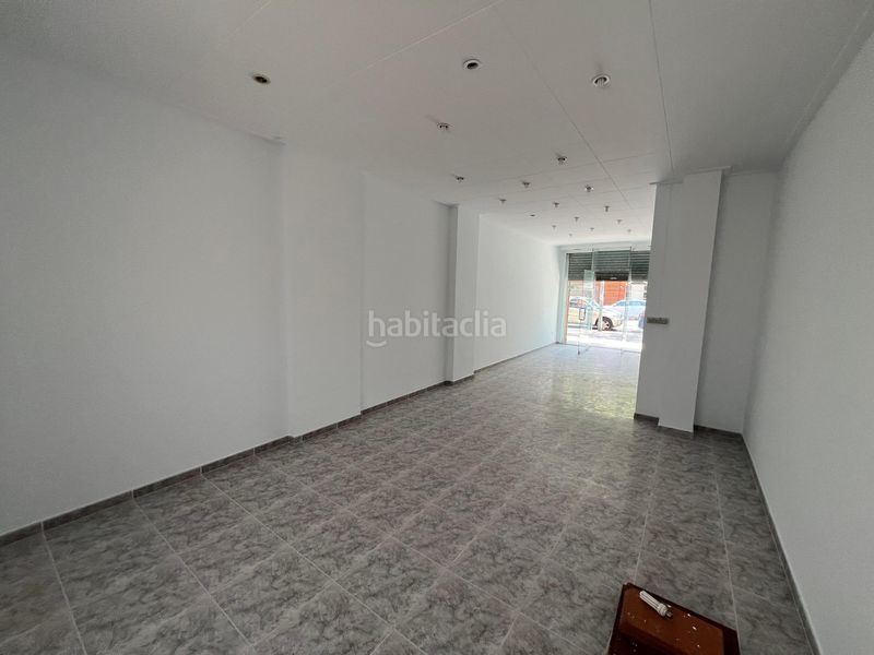 Foto bbf7d080-64af-40ac-952c-dd51c40d34e0. Lloguer local comercial a avinguda mediterrània 44 a Malgrat de Mar