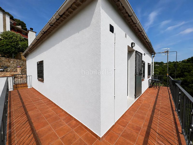 Foto 45a02f85-c4ca-42e2-8c43-be2f8e5d31ab. Casa amb xemeneia calefacció a Palafolls