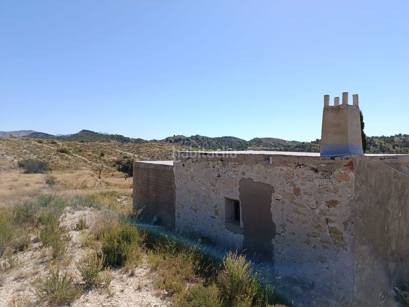 Foto 108966b9-6427-425b-b039-e88ccf4cccb1. Masia amb aparcament a Moralet Alicante