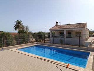 Xalet  Calle sierra salinas. Chalet en venta en la alcoraya