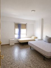 Pis  Carrer emilio hernández selva. Oportunidad inversión piso en venta en calle emilio hernández se