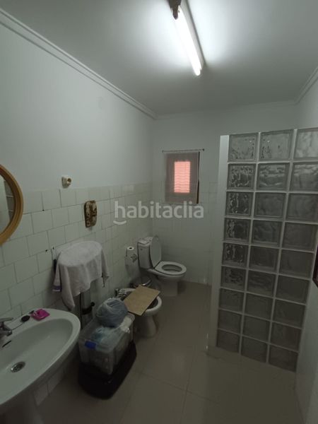Foto d39e6ecb-2a96-4c73-85a0-6af7e0a3c02c. Edificio in Agost