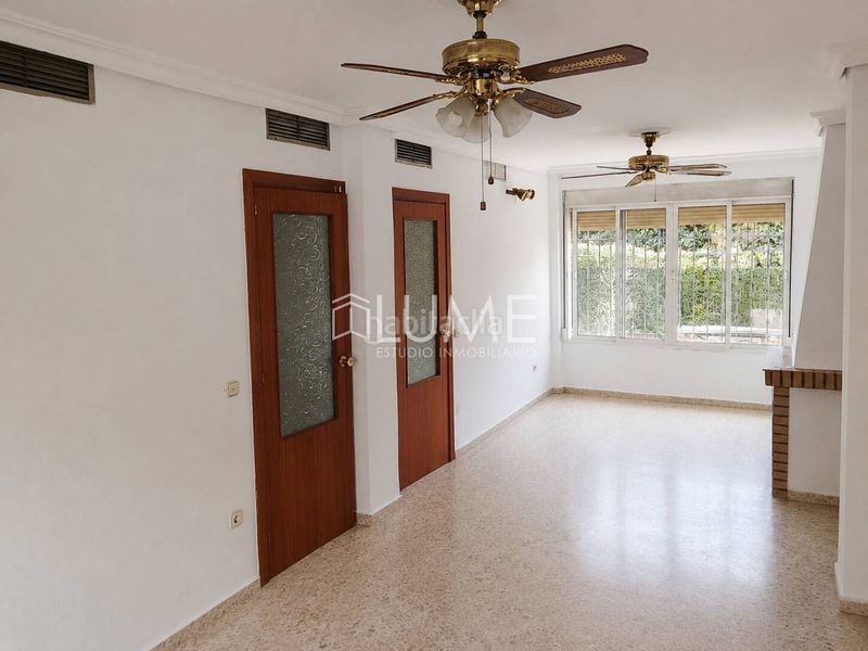 Foto 742ec0c2-a30c-41b3-87dc-84889a69d01c. Casa amb aparcament piscina a Urbadiez - Entrepuentes Sevilla