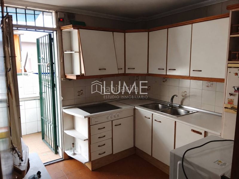 Foto b9e39578-3275-45f1-879d-e66ab76b1c26. Casa amb aparcament piscina a Urbadiez - Entrepuentes Sevilla