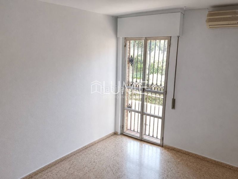 Foto d3456246-5d97-4a1c-997c-1a4615446295. Casa amb aparcament piscina a Urbadiez - Entrepuentes Sevilla