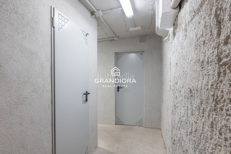 Foto 5653460d-b403-441a-ada4-f9387a5ee564. Àtic amb aparcament piscina a Vila de Gràcia Barcelona